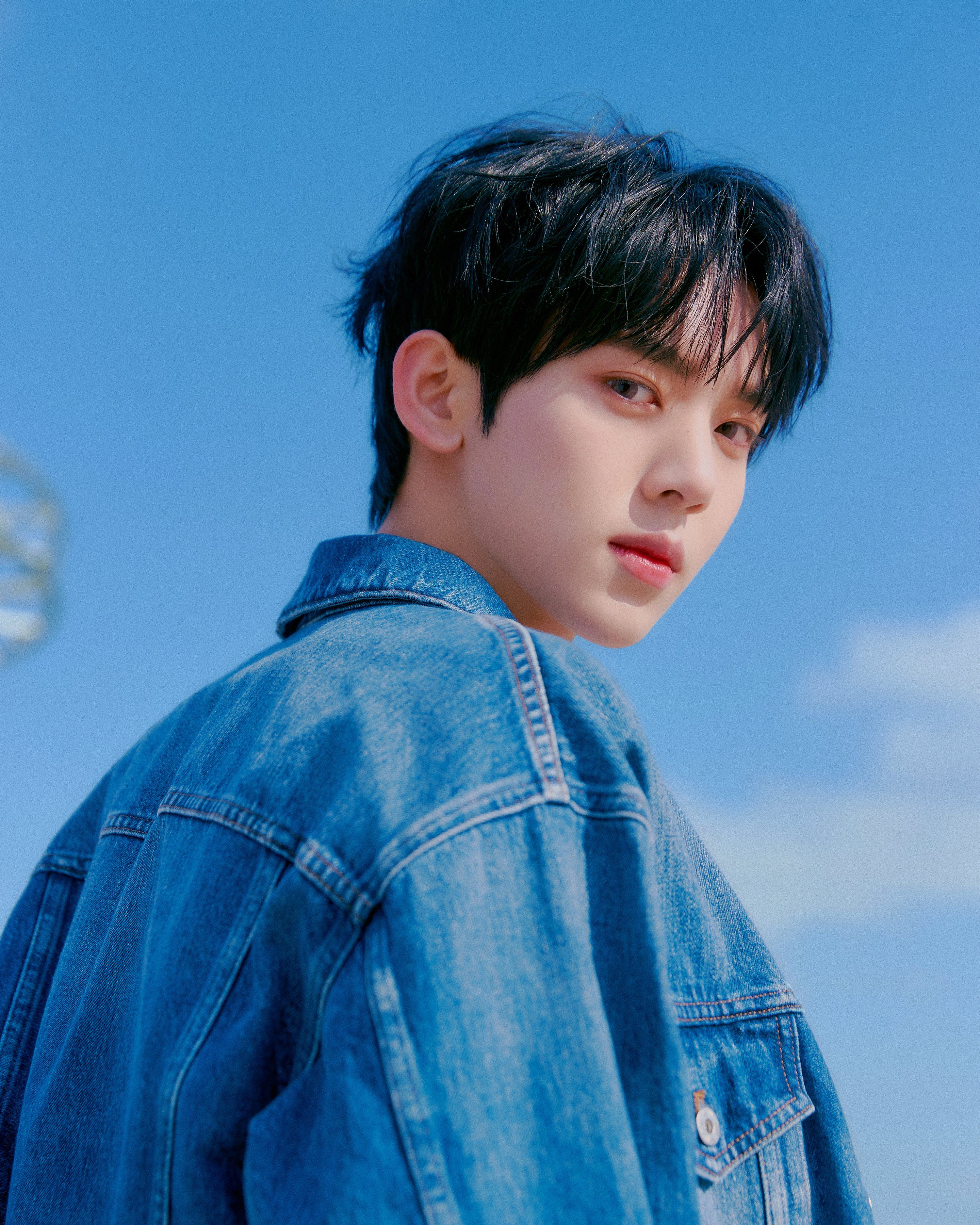 Han Yujin (ZEROBASEONE)