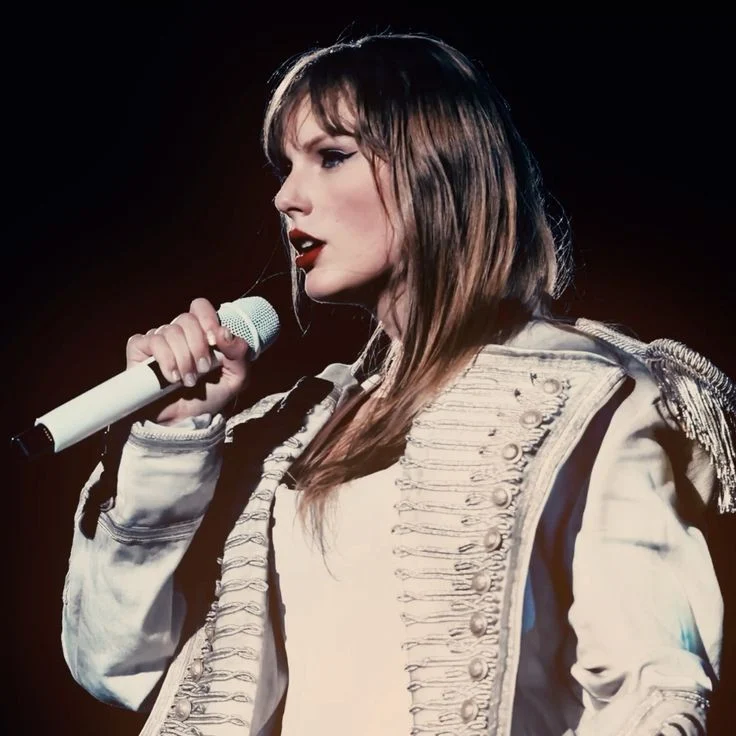 Taylor Swift (Live from Eras Tour) [VERSION 3.5/4.0] {FIXED}