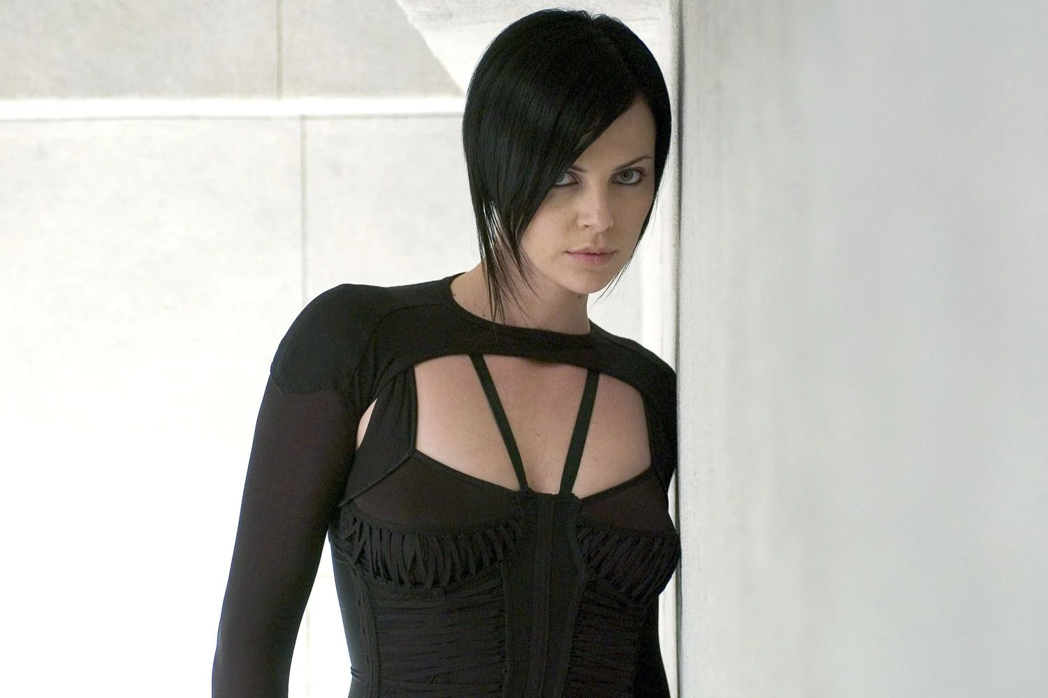Aeon Flux (Charlize Theron)