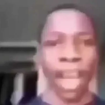 علاوي حبيب قلبي ابو حسين انا خادمكم الصغير تدرون بينا واحنا نداوم بالحشد (meme)
