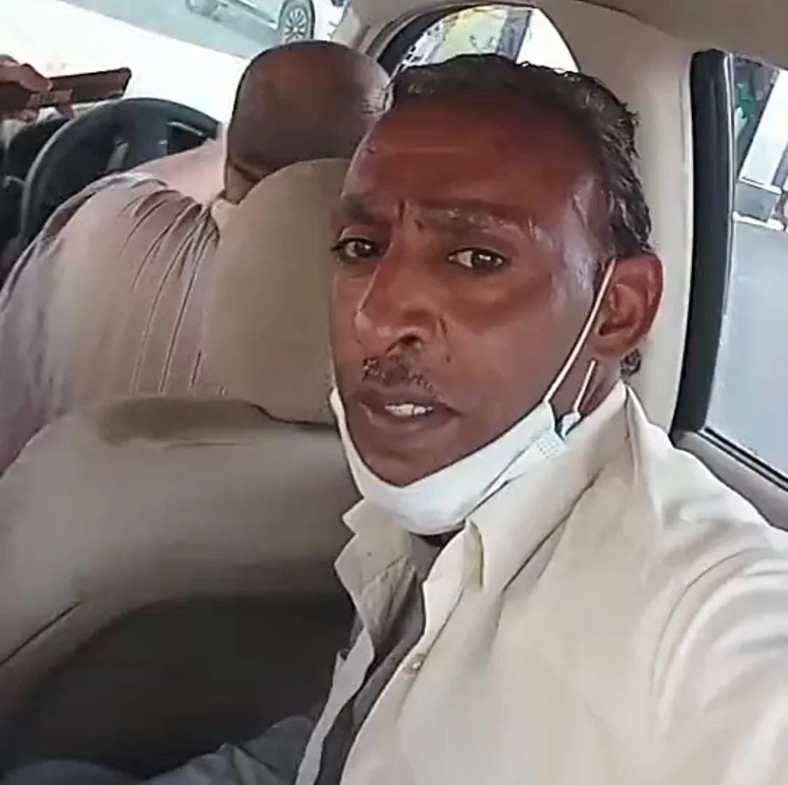 عابر القارات 