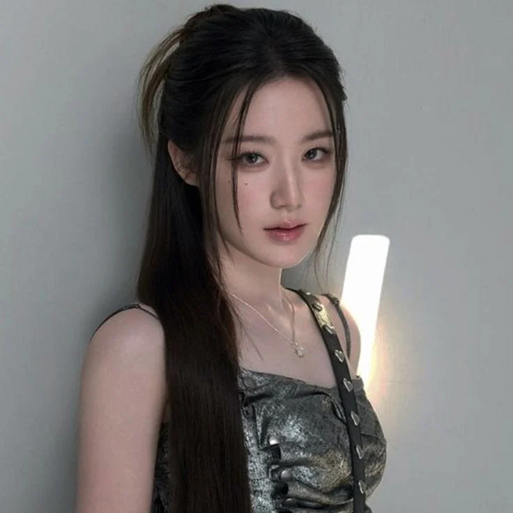 Shuhua of I-DLE - i-dle ver.(ver 1)