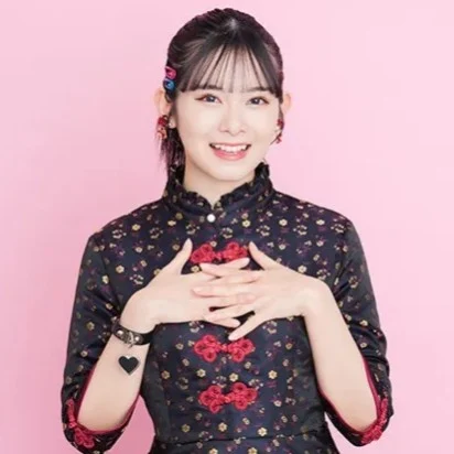 Yamazaki Yuhane (Japanese Female Artist)