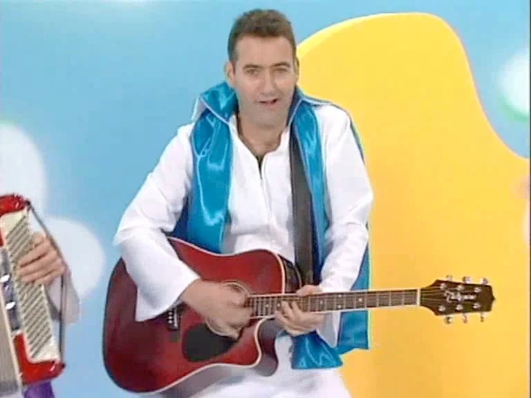 Anthony Field's Elvis Voice (The Wiggles)