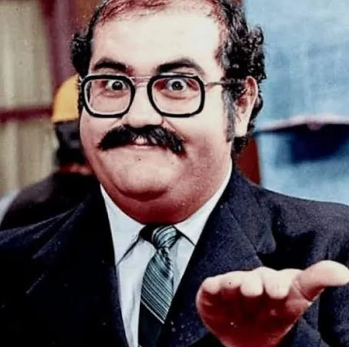 Sr. Zenon Barriga y Pesado - El Chavo del 8