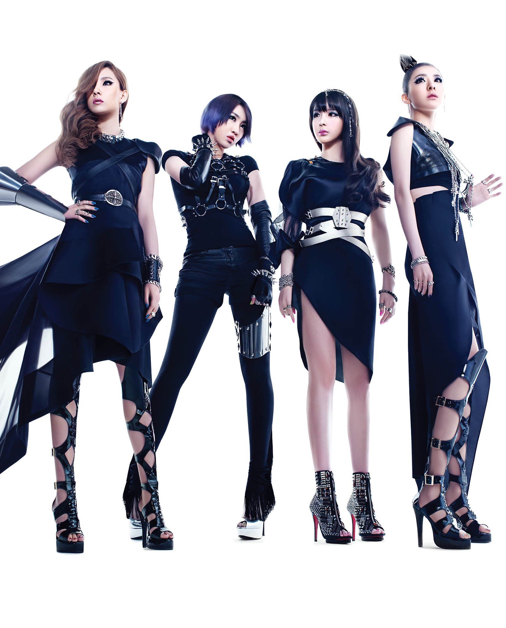 2NE1