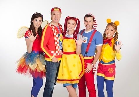 Hi-5 members