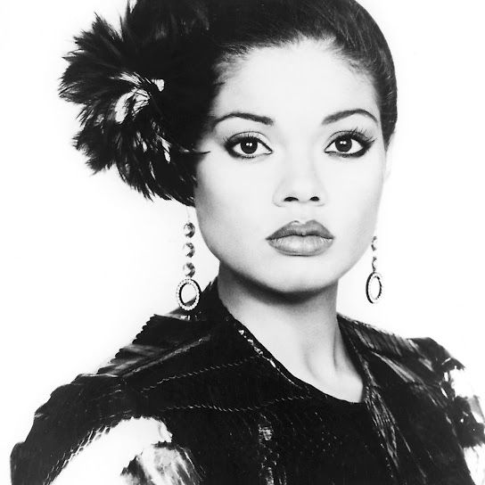 Angela Bofill