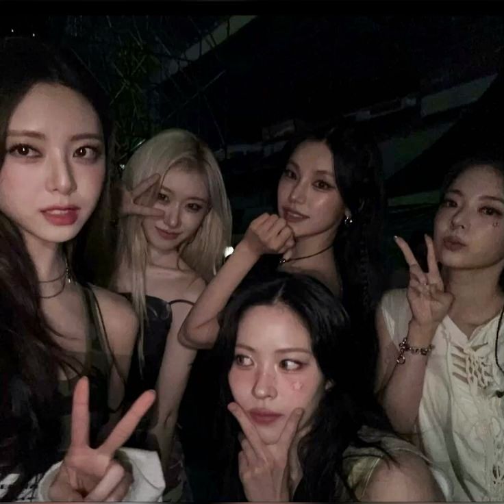 Itzy 6th member
