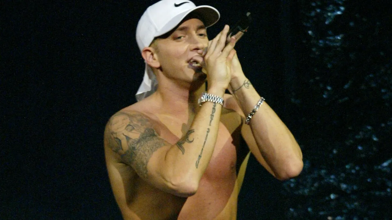 Eminem (2002)