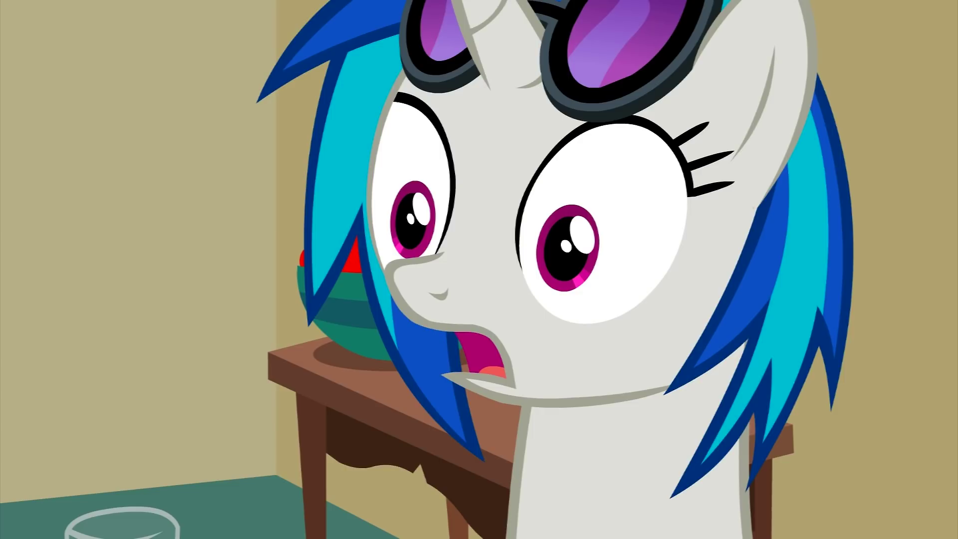 Vinyl Scratch (My Little Pony/Nowacking)