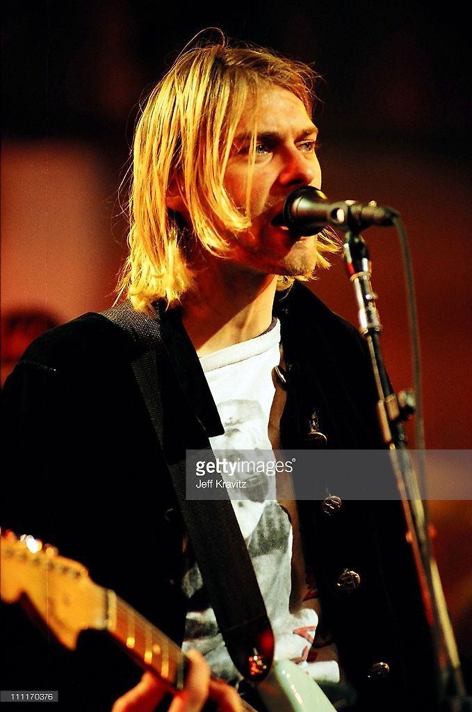 Kurt Cobain (Live and Loud 1993 Seattle)