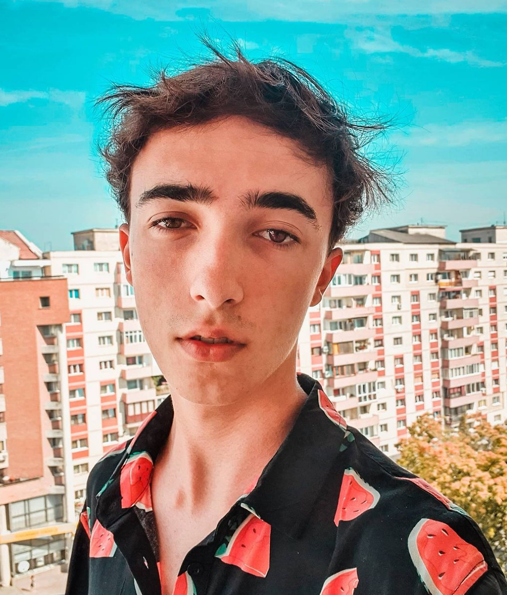 Razvan Gogan (Romanian Vlogger)