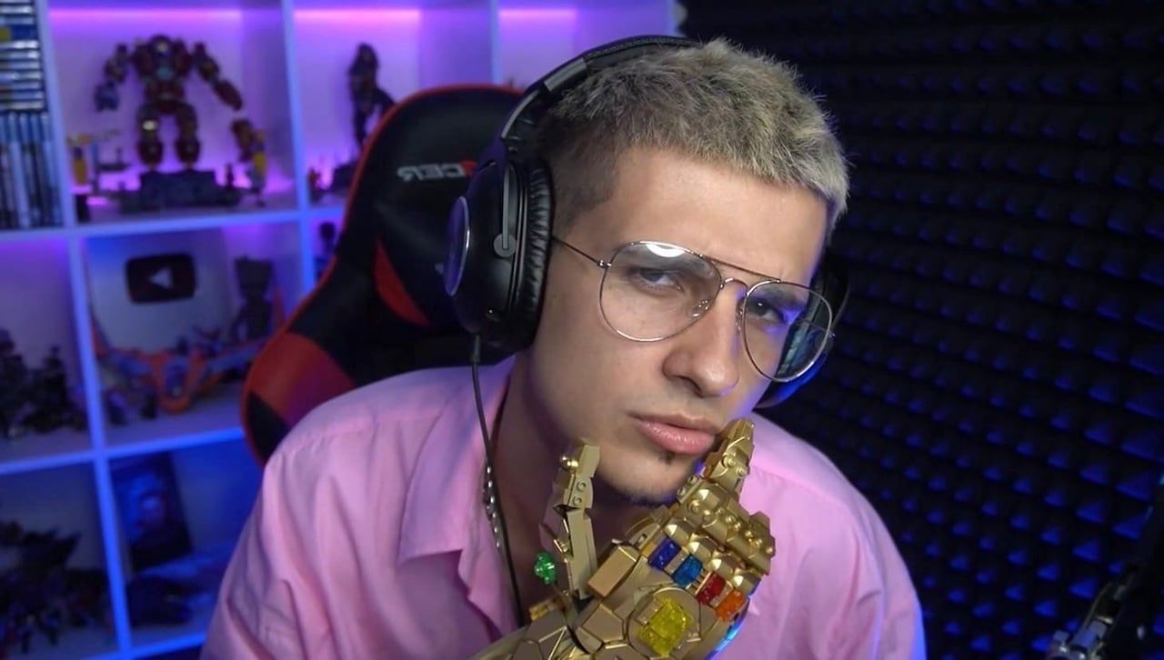 Mellsher russian streamer