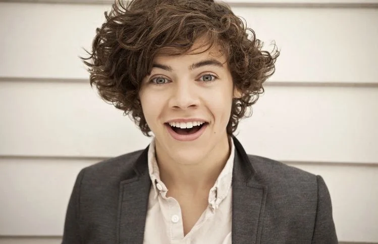 Harry Styles (One Direction) (2011 - 2012 Era)