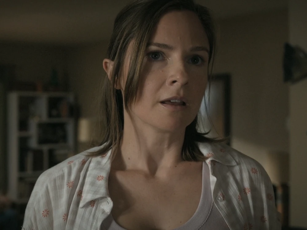 Amanda Dale (Shannon Lucio)