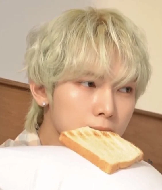 Kang Yeosang