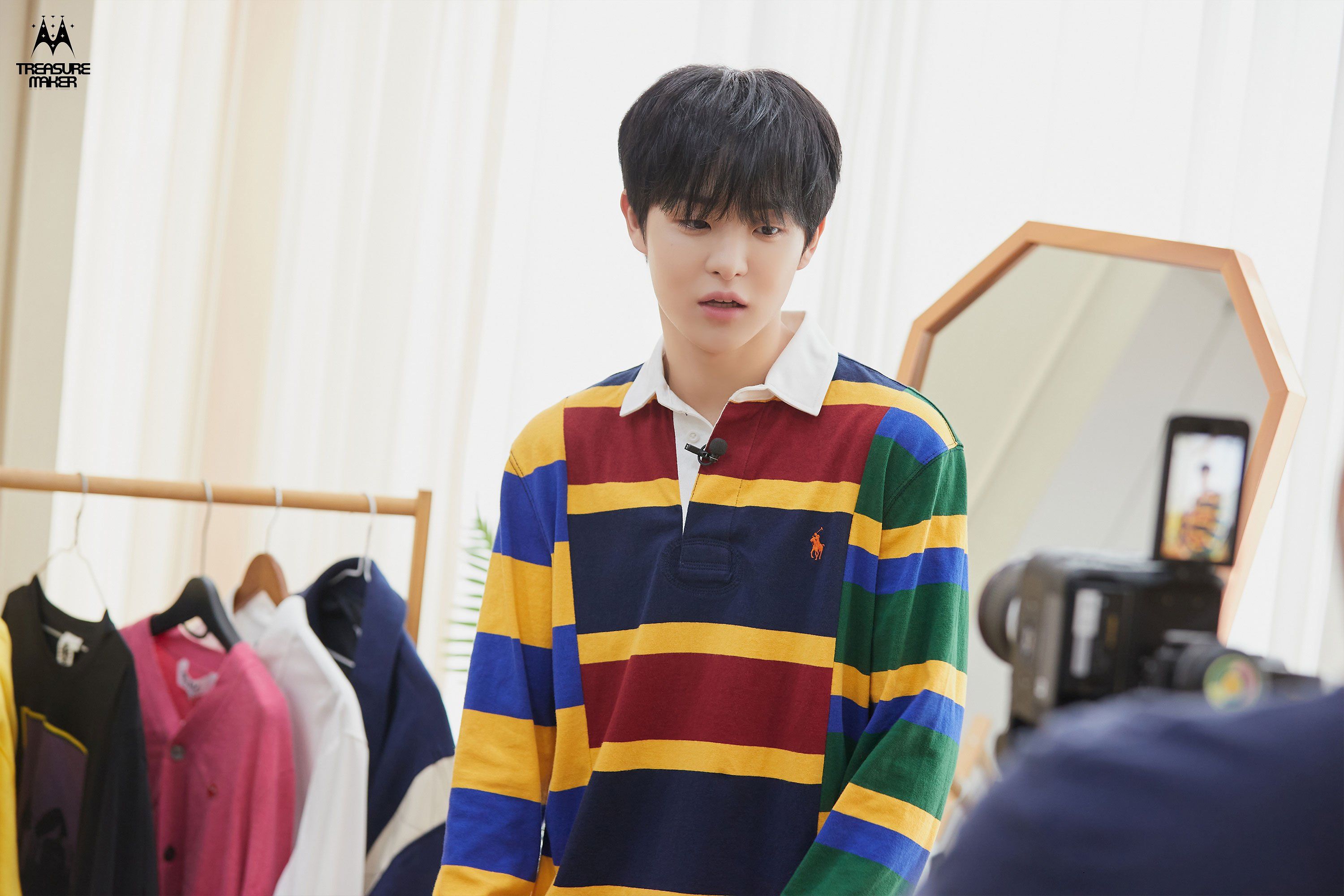JIHOON FROM TREASURE