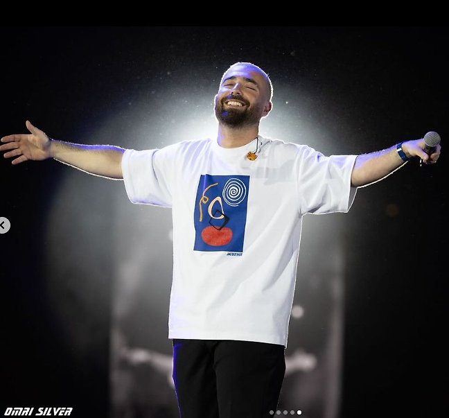 OMER ADAM עומר אדם