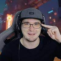 Mayni (Майни) russian youtuber