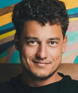 Женя Синельников