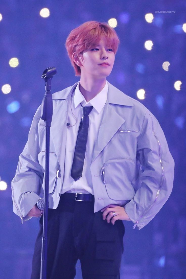 Seungmin (Stray Kids) 🩷🩵