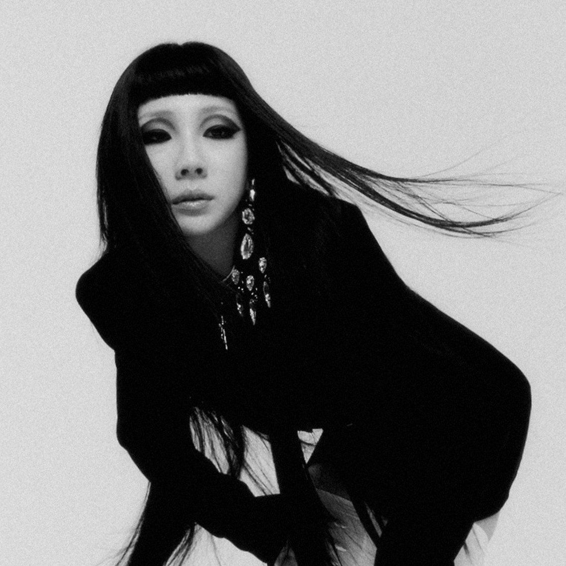 CL (2NE1)