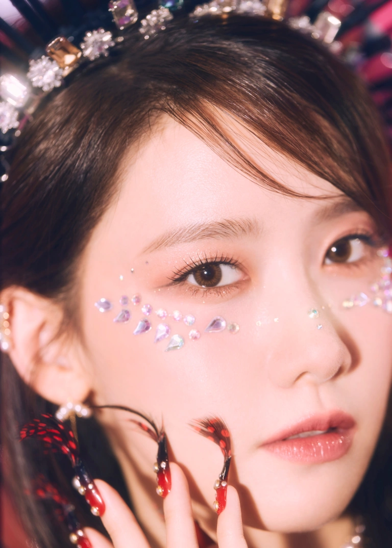 Yoona (Girls Generation)