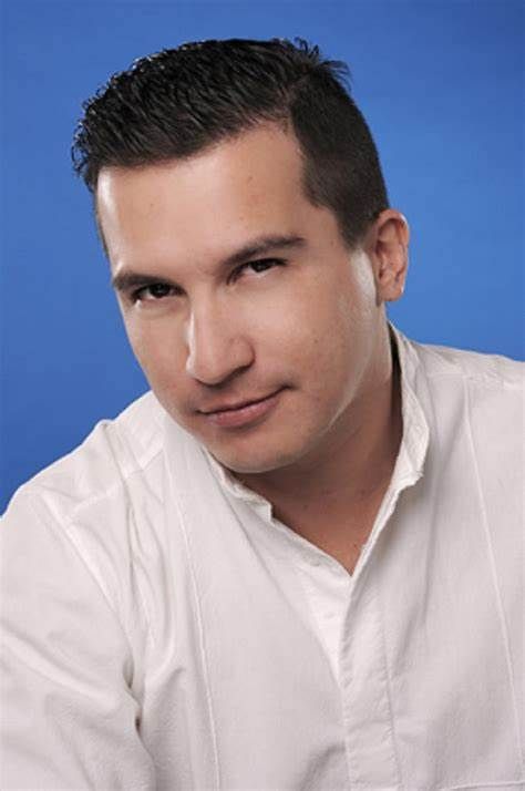 Enzo Fortuny (Actor de Voz)