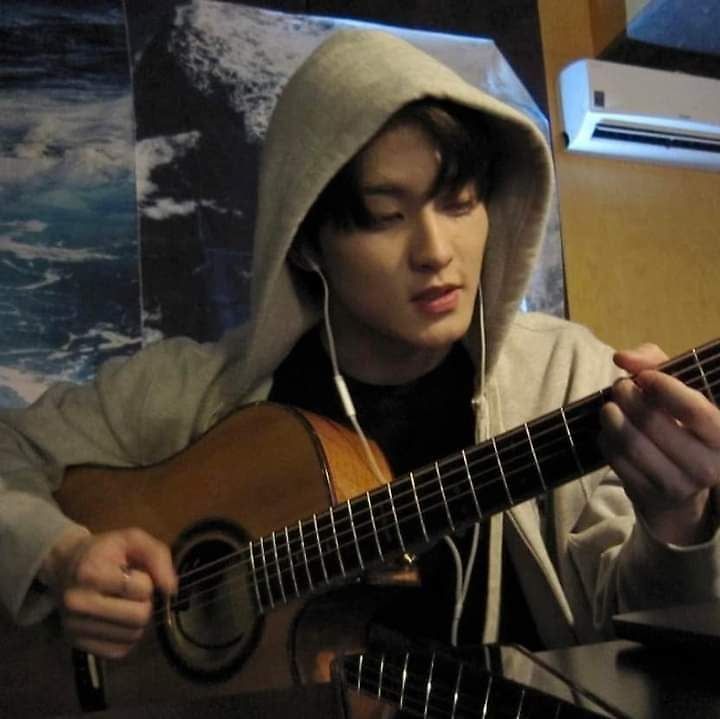 Mark Lee