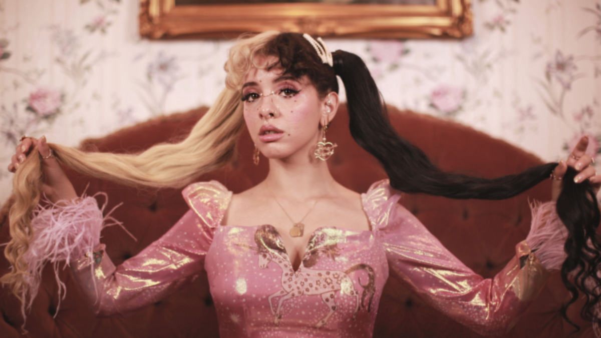 Melanie Martinez talking