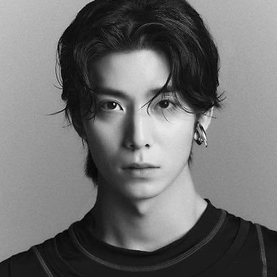 HWIYOUNG 휘영 (SF9)