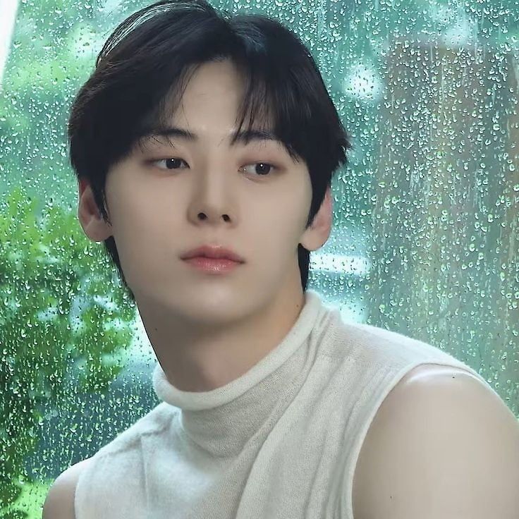 Hwang Minhyun