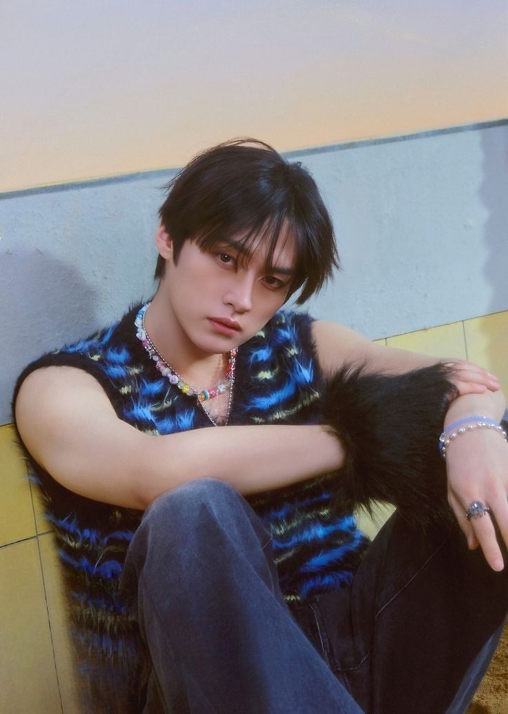 Lee Know (Stray Kids)