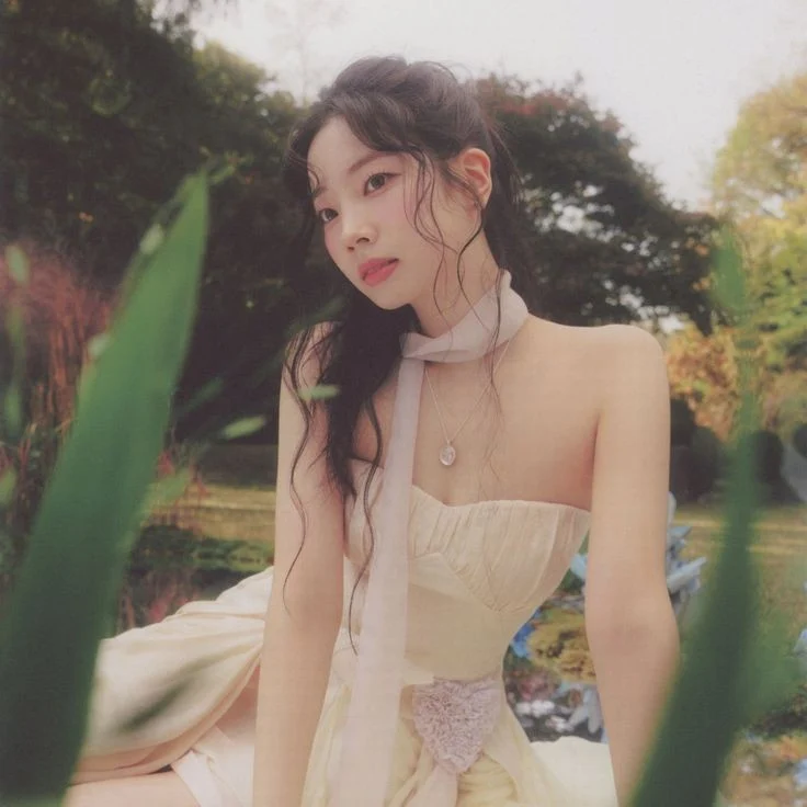 DAHYUN OF TWICE [ALL-ROUND VER]
