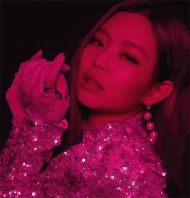 JENNIE of BLACKPINK: All-Round Model