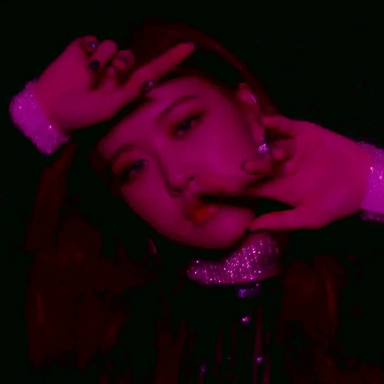 ROSÉ of BLACKPINK: All-Round Model