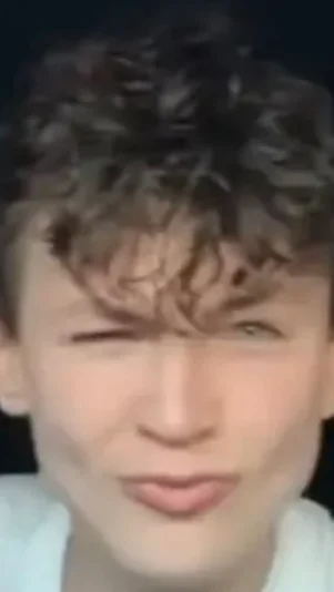 elliot (HD) 2025