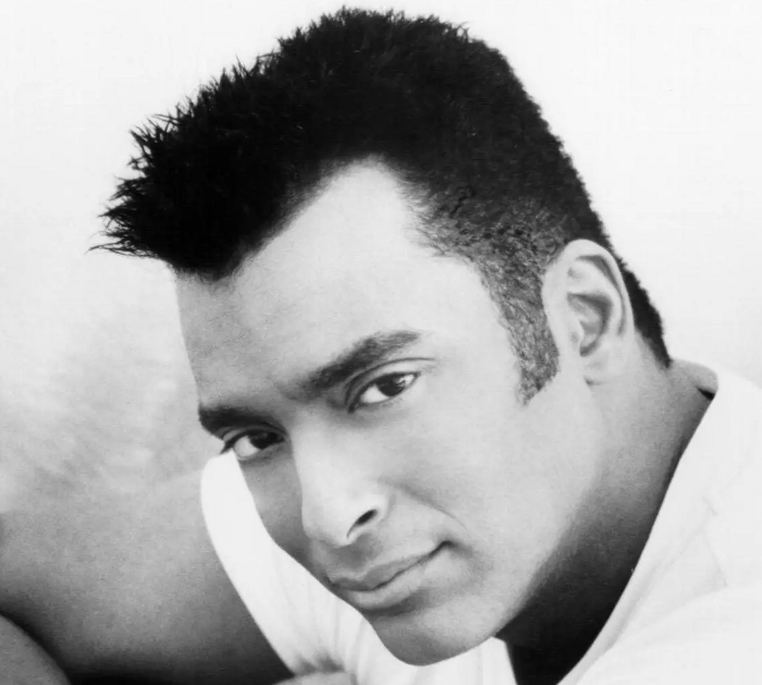 Jon Secada