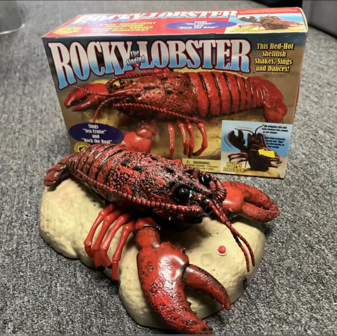Rocky The Singing Lobster (Gemmy) (v2)