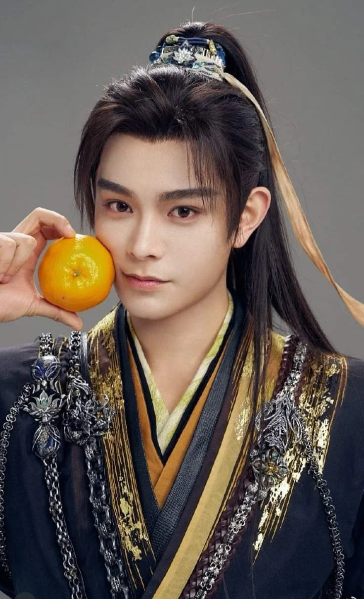 Ding Yu Xi (丁禹兮)