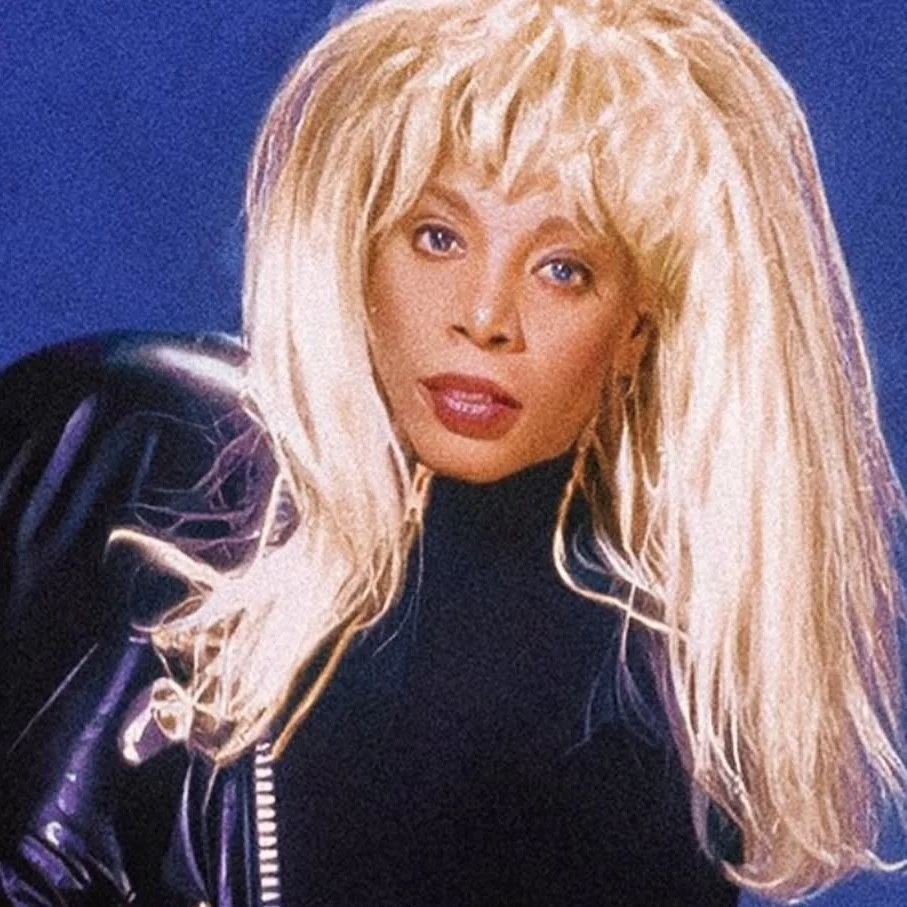 Donna Summer (Head Voice/Falseto 90s)