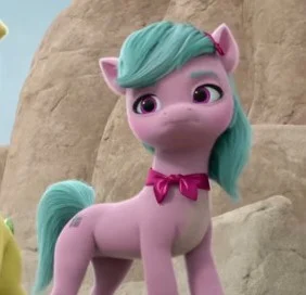 Dahlia (Sara Garcia) (My Little Pony: Make Your Mark)