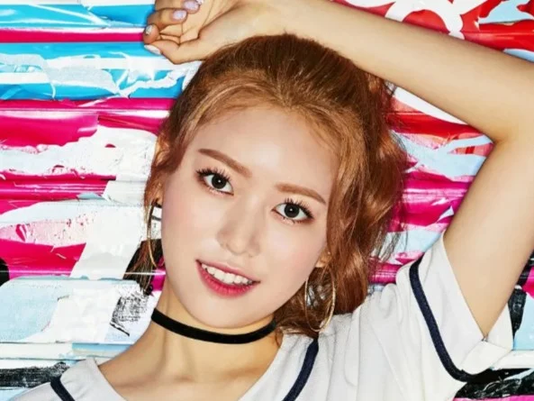 JANE of MOMOLAND (2018) [GREAT! - FUN TO THE WORLD era]