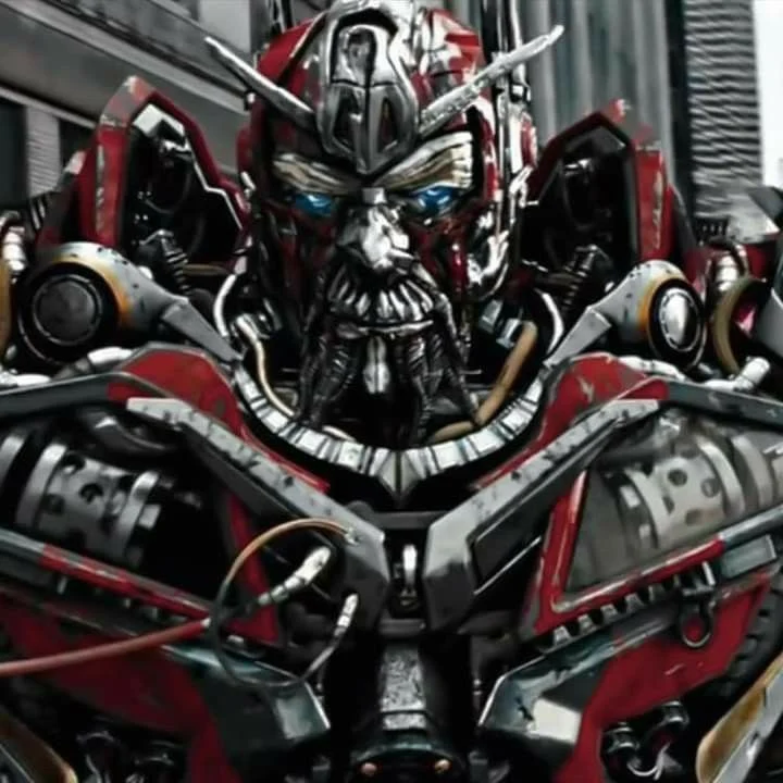 Sentinel prime- Arturo Antonio Casanova Pérez(Q.E.P.D.)-Transformers: El lado oscuro de la luna-Dark of the Moon-DOTM-Bayverse-Movies live action-2011-Pelicula-Peliculas en Vida real (Latin Americ Spanish Dub-Español latino)