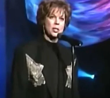 Vicki Lawrence (Singing Voice)