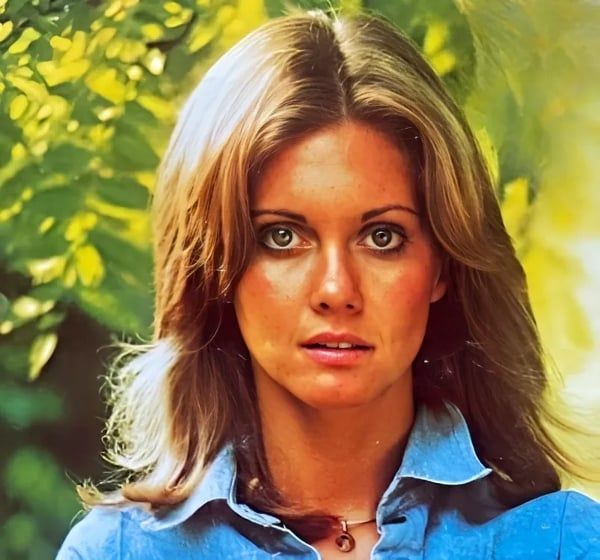 Olivia Newton-John (If You Love Me, Let Me Know Era)