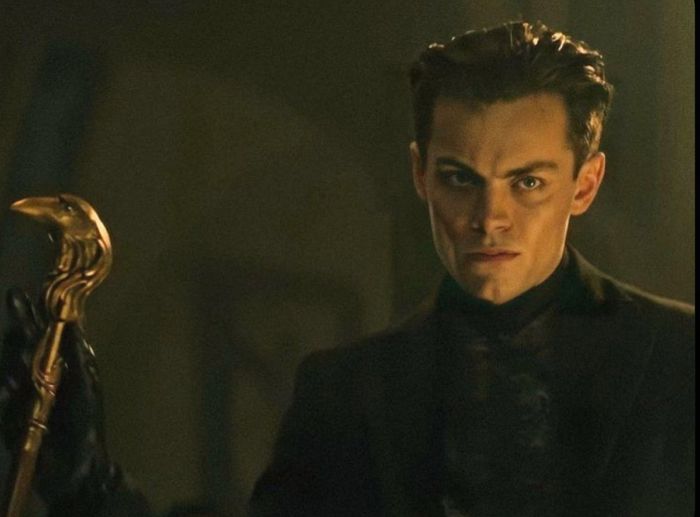 Kaz Brekker || Freddy Carter