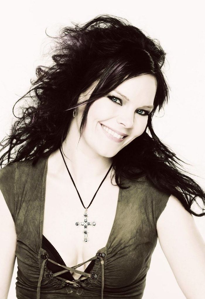 Anett Olzon