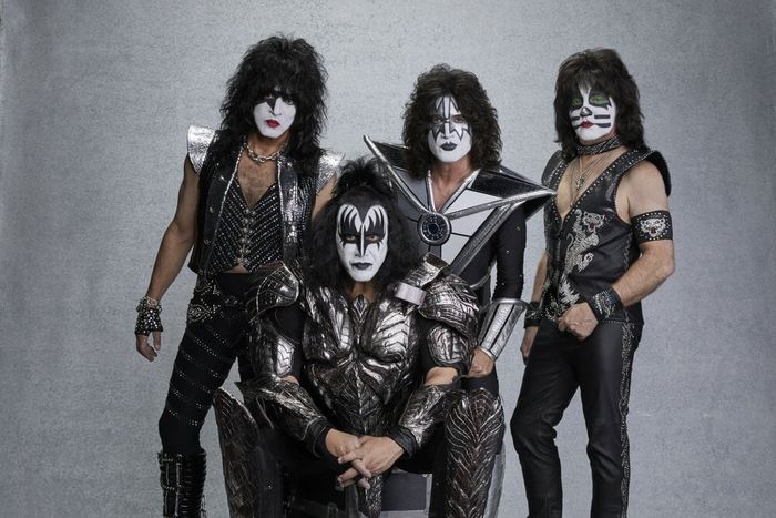 Kiss